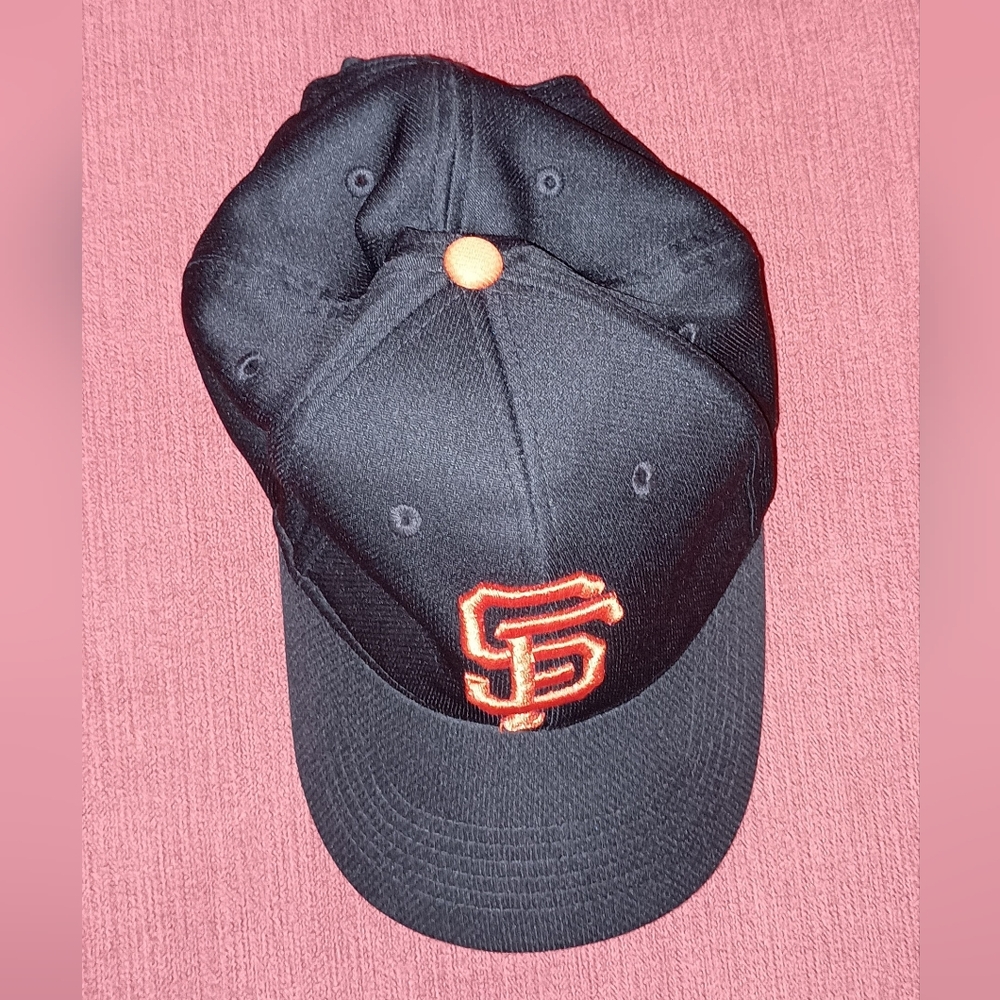 OC Sports San Francisco Giants Youth Black Orange Embroidered Cap - Picture 5 of 7